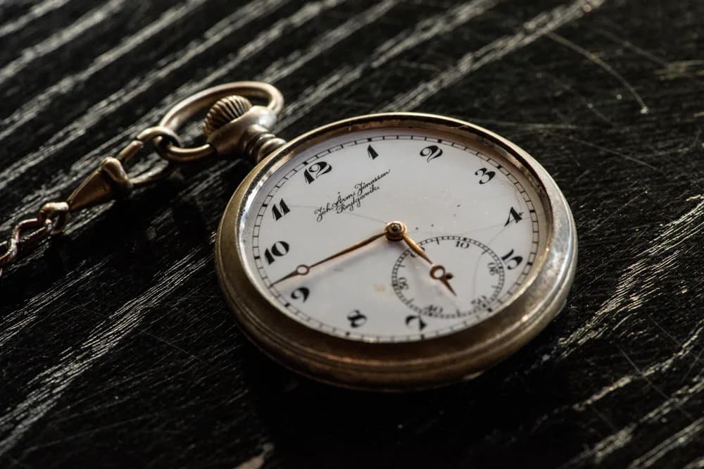 Primal Timekeeping - How People Did It Before Watches and Clocks | Chrono 10:10