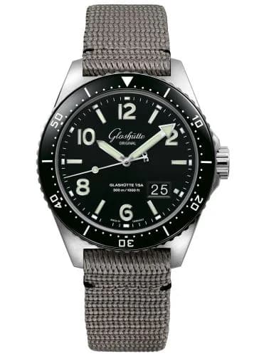 SeaQ Panorama Date Stainless Steel / Black / Synthetic - Pin