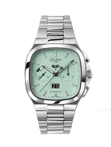 Seventies Chronograph Panorama Date Turquoise / Bracelet