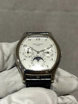 Patek Philippe Perpetual Calendar 18k, image 4 Patek Philippe Perpetual Calendar 18k, image 4