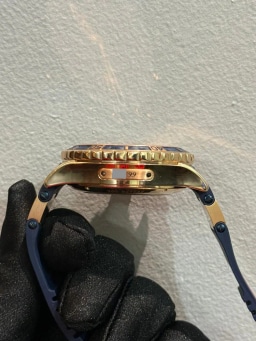 Ulysse Nardin Hammerhead Shark, image 2 Ulysse Nardin Hammerhead Shark, image 2