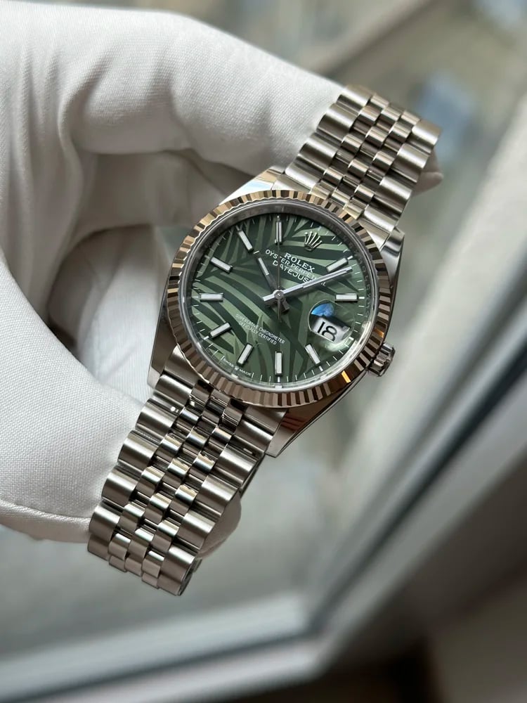 Rolex Datejust 36 Green Palm Index Dial, image 1 Rolex Datejust 36 Green Palm Index Dial, image 1