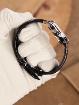 Vacheron Constantin Fiftysix, image 3 Vacheron Constantin Fiftysix, image 3