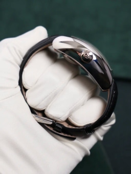 Franck Muller Evolution TOURBILLON REVOLUTION 3 Platinum Ultra Rare, image 3 Franck Muller Evolution TOURBILLON REVOLUTION 3 Platinum Ultra Rare, image 3