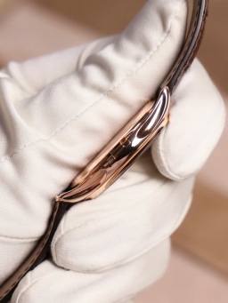 Full Set, image 7 Full Set, image 7