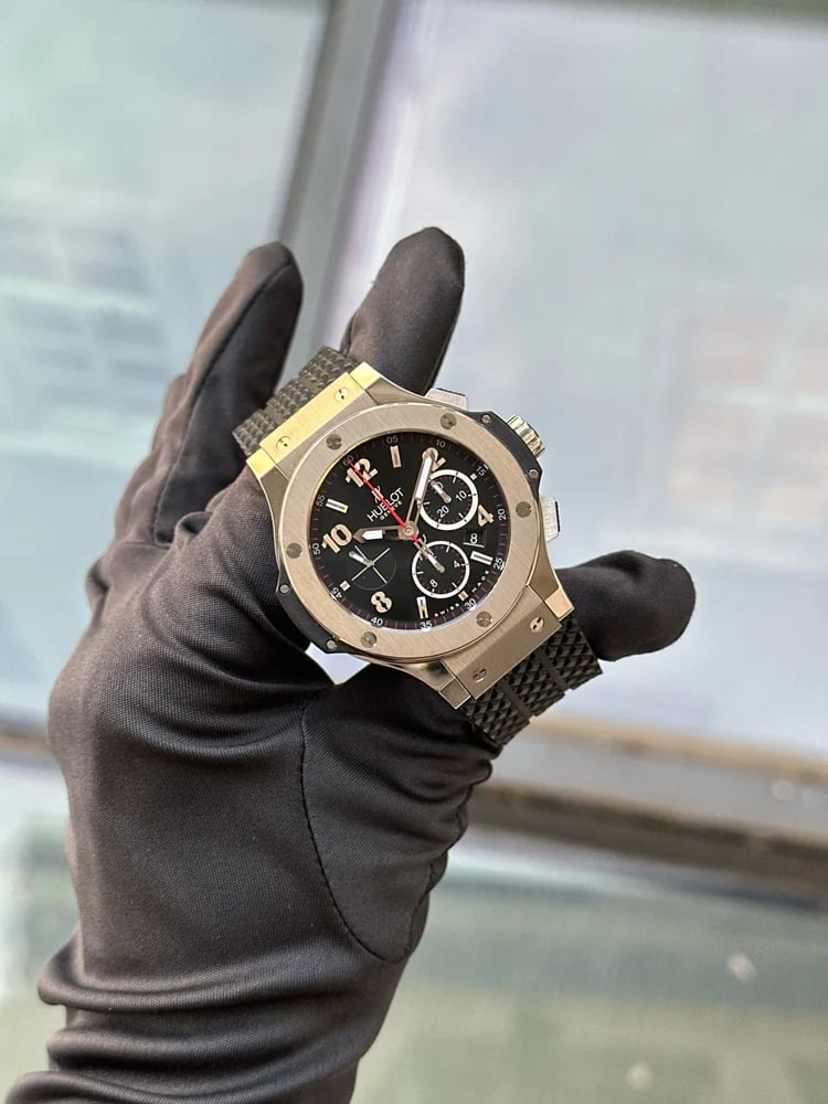 Hublot Big Bang 44 mm Big Bang Chronograph, image 1 Hublot Big Bang 44 mm Big Bang Chronograph, image 1