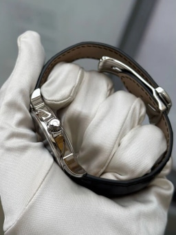 Omega De Ville Co-Axial Power Reserve, image 2 Omega De Ville Co-Axial Power Reserve, image 2