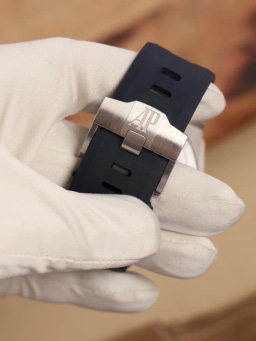 Audemars Piguet Royal Oak Offshore Diver 15720ST.OO.A027CA.01, image 6 Audemars Piguet Royal Oak Offshore Diver 15720ST.OO.A027CA.01, image 6