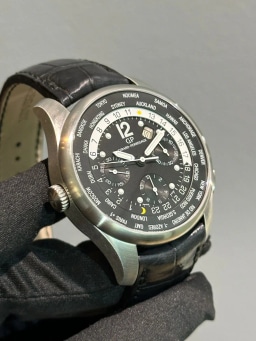 Girard Perregaux WW.TC Chronograph, image 2 Girard Perregaux WW.TC Chronograph, image 2