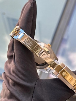 Rolex Datejust 41 Black Dial Diamonds Full Set, image 4 Rolex Datejust 41 Black Dial Diamonds Full Set, image 4