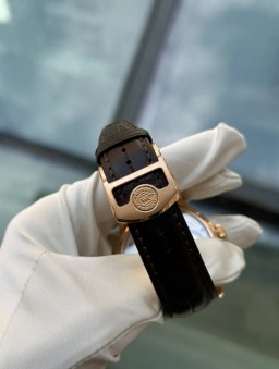 IWC Portuguese Tourbillon box and papers 2015, image 5 IWC Portuguese Tourbillon box and papers 2015, image 5