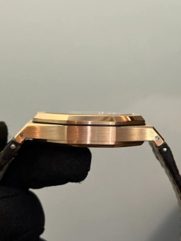 Audemars Piguet Royal Oak Chronograph, image 7 Audemars Piguet Royal Oak Chronograph, image 7