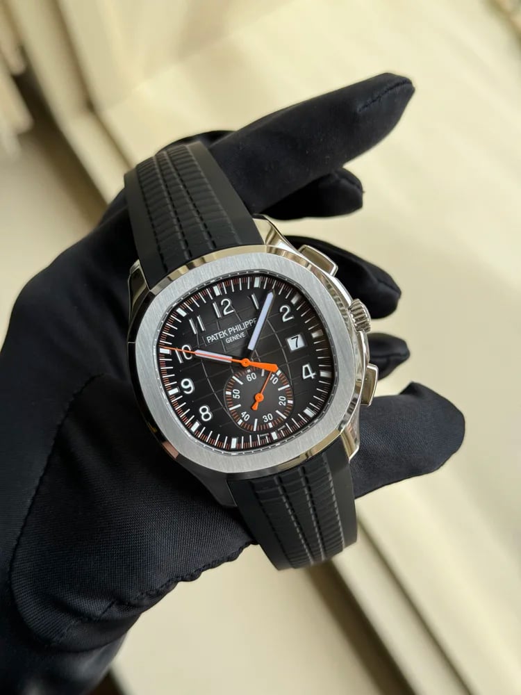 Patek Philippe Aquanaut Travel Time, image 1 Patek Philippe Aquanaut Travel Time, image 1