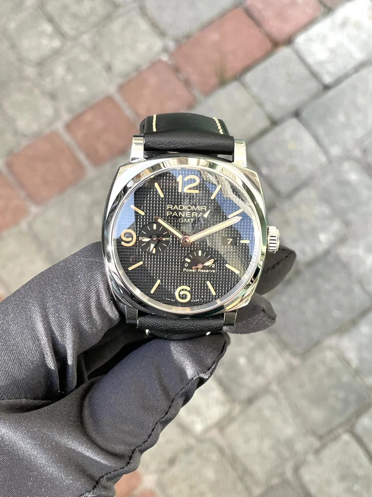 Power Reserve Gmt Radiomir 1940 Pam 628 box and papers, image 1 Power Reserve Gmt Radiomir 1940 Pam 628 box and papers, image 1