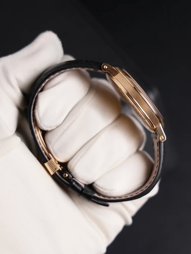 Yellow Gold Silver Dial, image 4 Yellow Gold Silver Dial, image 4