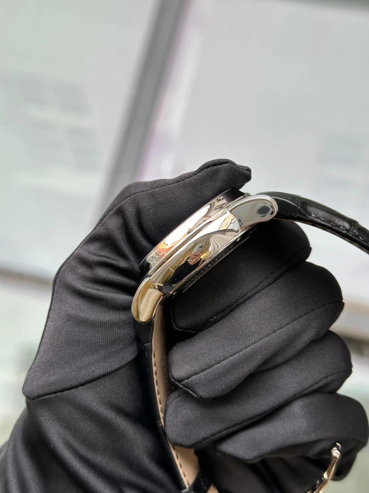 Ulysse Nardin Hourstriker Lapis Dial Platinum, image 3 Ulysse Nardin Hourstriker Lapis Dial Platinum, image 3