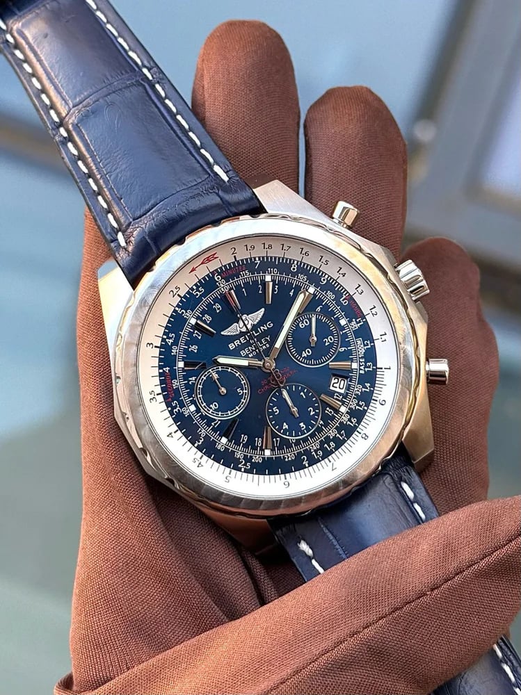 Breitling Bentley Motors T 48 mm box and papers, image 1 Breitling Bentley Motors T 48 mm box and papers, image 1