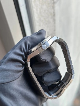 Audemars Piguet Royal Oak 15500ST.OO.1220ST.02, image 2 Audemars Piguet Royal Oak 15500ST.OO.1220ST.02, image 2