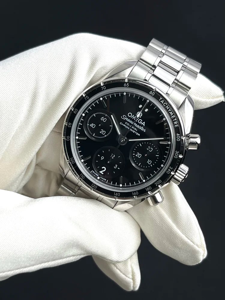 Omega Speedmaster Co-axial Chronograph, image 1 Omega Speedmaster Co-axial Chronograph, image 1