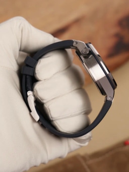 Audemars Piguet Royal Oak Offshore Diver 15720ST.OO.A027CA.01, image 4 Audemars Piguet Royal Oak Offshore Diver 15720ST.OO.A027CA.01, image 4