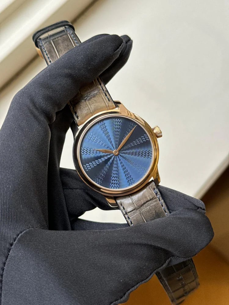 H.Moser & Cie. Endeavour SMALL SECONDS CONCEPT GUILLOCHÉ LE, image 1 H.Moser & Cie. Endeavour SMALL SECONDS CONCEPT GUILLOCHÉ LE, image 1
