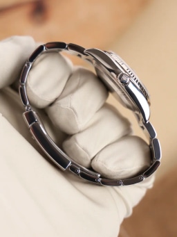 Datejust 36 Oyster Black Diamond Dial, image 4 Datejust 36 Oyster Black Diamond Dial, image 4