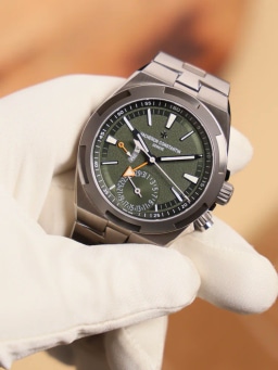 Vacheron Constantin Overseas Dual Time 7930V/210T-H075 Cardinal Points - West, image 1 Vacheron Constantin Overseas Dual Time 7930V/210T-H075 Cardinal Points - West, image 1