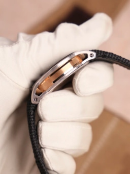 Box and Paper 2020, image 5 Box and Paper 2020, image 5