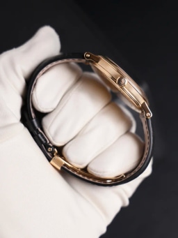 Yellow Gold Silver Dial, image 3 Yellow Gold Silver Dial, image 3