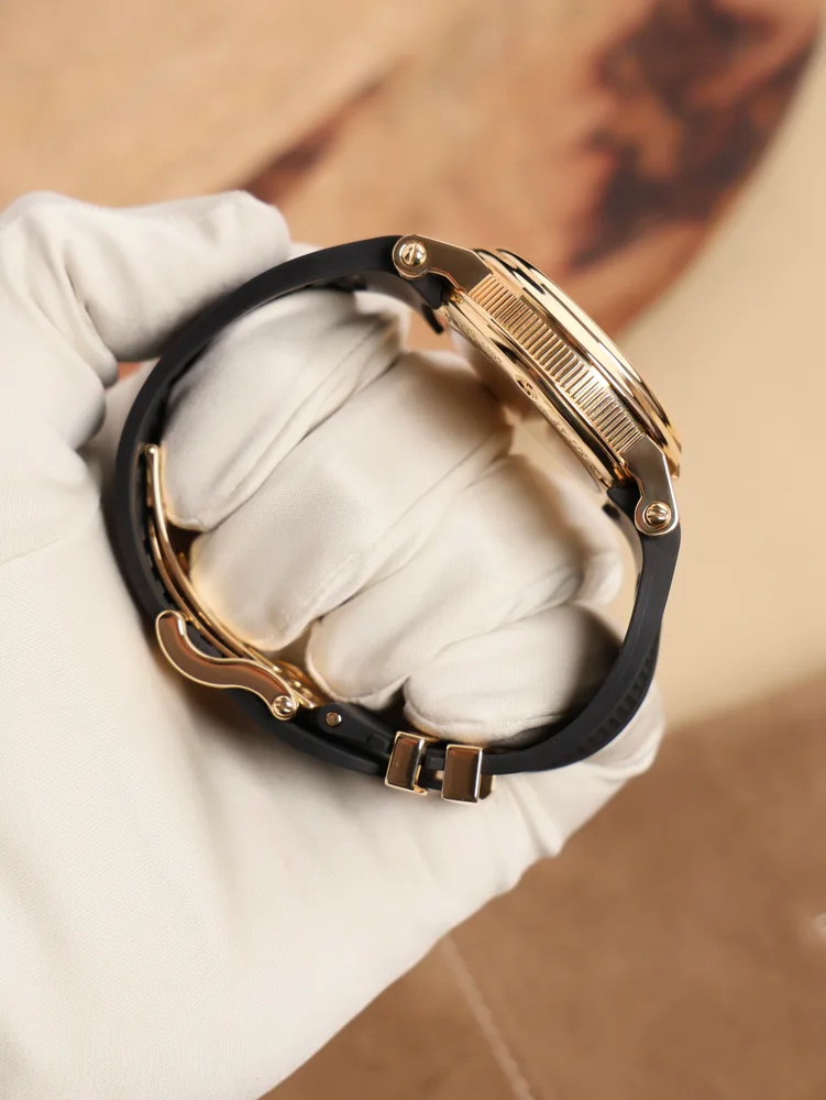 Breguet Marine Chronograph , image 4 Breguet Marine Chronograph , image 4