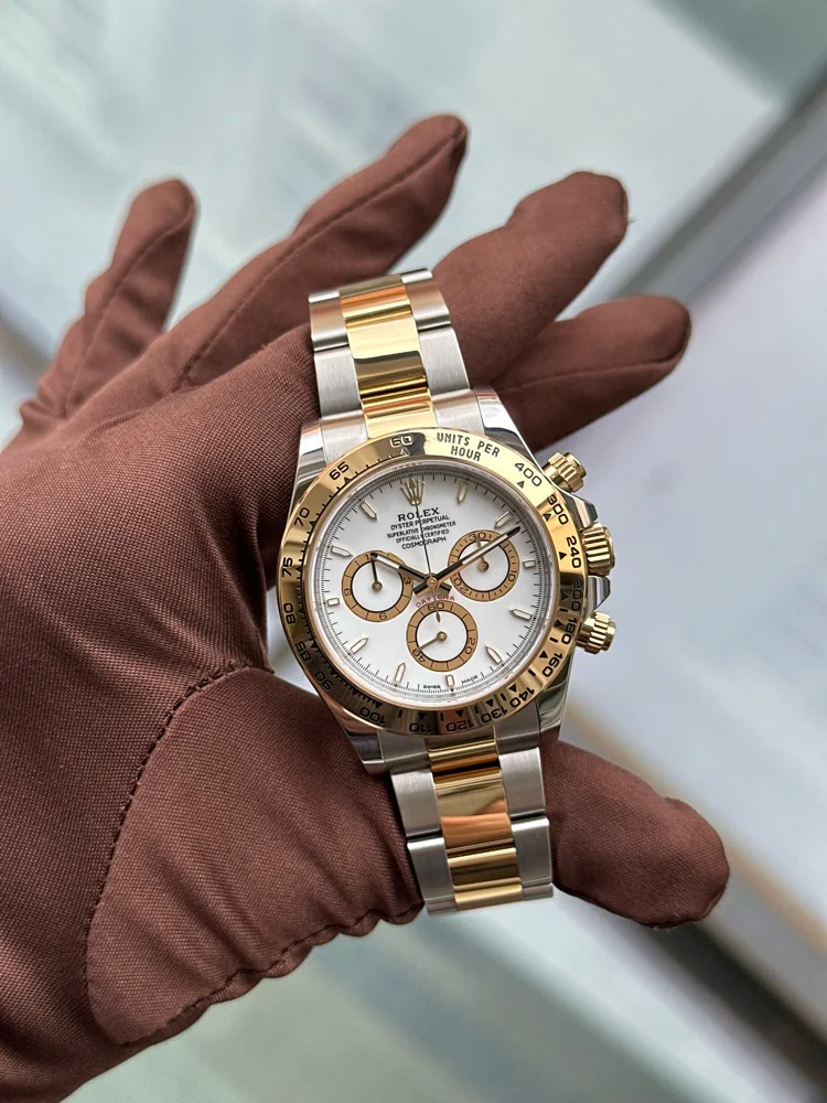 White Index Dial, image 1 White Index Dial, image 1