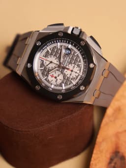 Audemars Piguet Royal Oak Offshore Chronograph, image 8 Audemars Piguet Royal Oak Offshore Chronograph, image 8