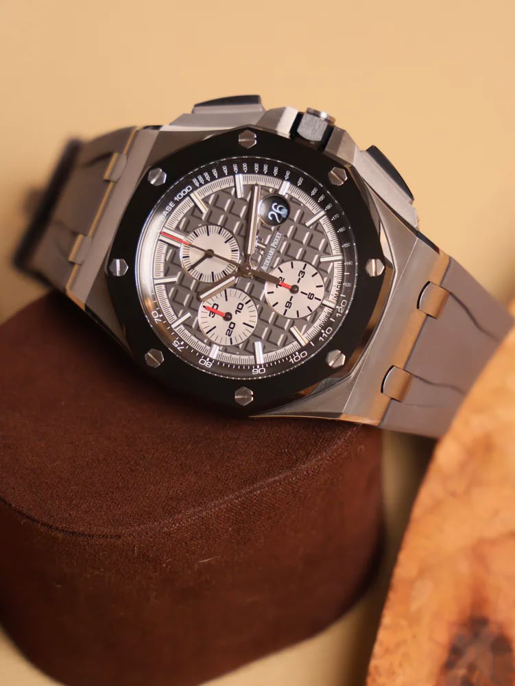 Audemars Piguet Royal Oak Offshore Chronograph, image 8 Audemars Piguet Royal Oak Offshore Chronograph, image 8