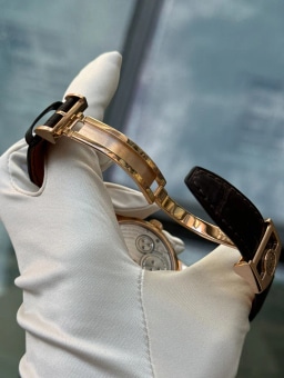 IWC Portuguese Tourbillon box and papers 2015, image 4 IWC Portuguese Tourbillon box and papers 2015, image 4