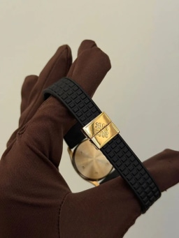 Rose Gold, image 2 Rose Gold, image 2