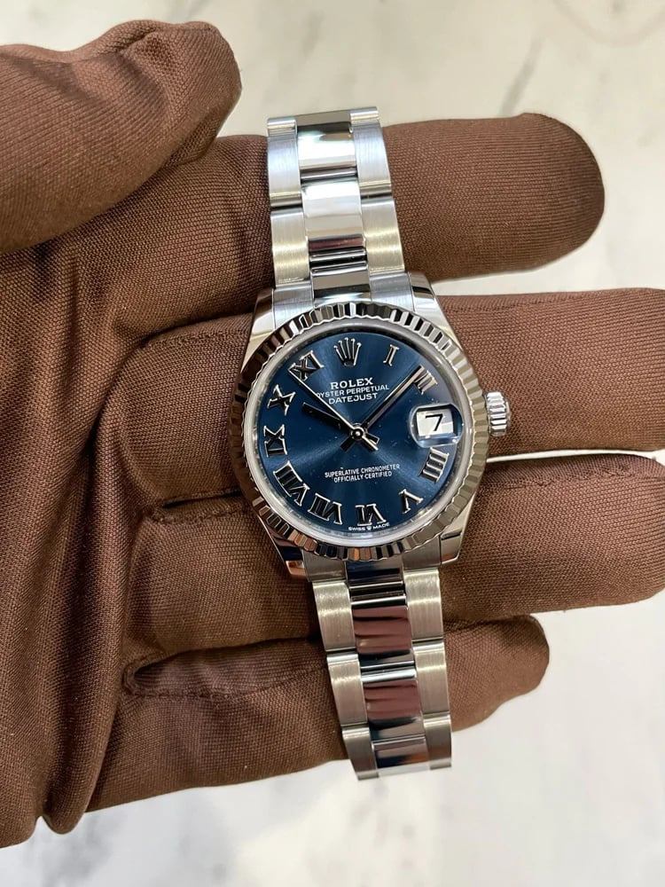 Rolex Datejust 31 Blue Dial Roman Numerals Oyster Bracelet, image 1 Rolex Datejust 31 Blue Dial Roman Numerals Oyster Bracelet, image 1