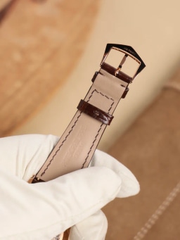 Patek Philippe Annual Calendar Chronograph 5905R-001, image 4 Patek Philippe Annual Calendar Chronograph 5905R-001, image 4