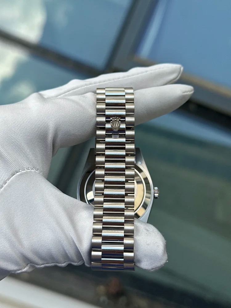 White Gold Blue Dial Roman Numerals, image 5 White Gold Blue Dial Roman Numerals, image 5