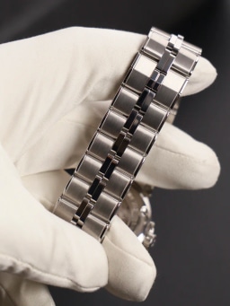 Big Date Steel Bracelet, image 6 Big Date Steel Bracelet, image 6