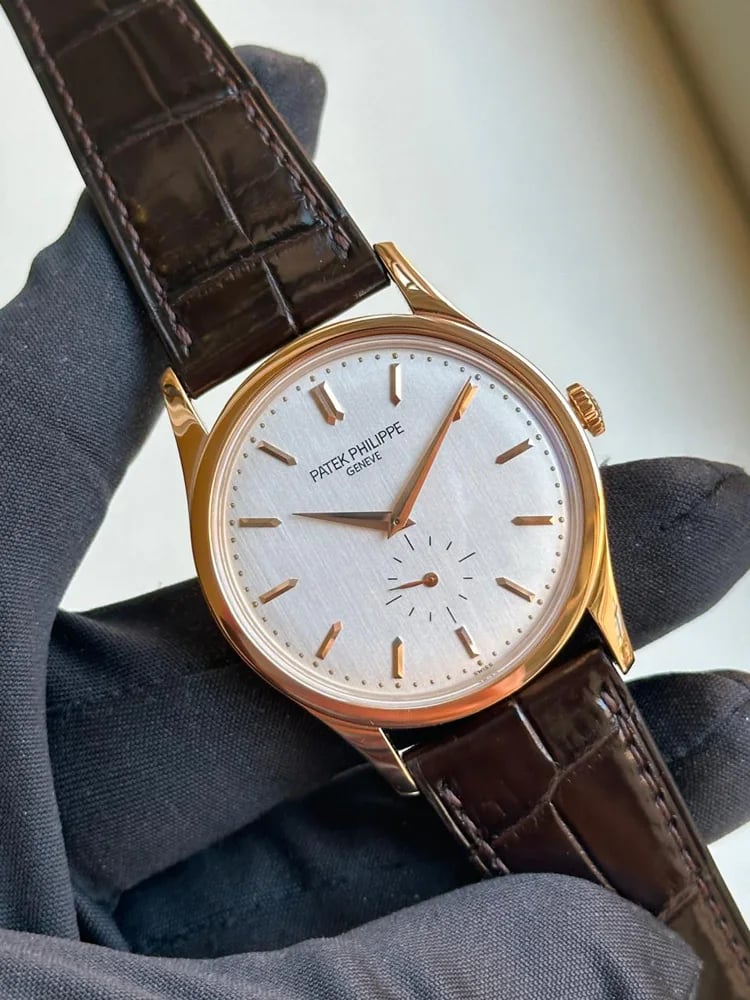 Patek Philippe Calatrava 5196R-001, image 1 Patek Philippe Calatrava 5196R-001, image 1