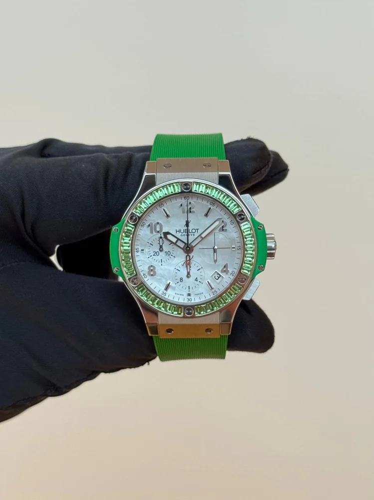 41mm Tutti Frutti Apple, image 1 41mm Tutti Frutti Apple, image 1