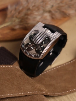 Urwerk UR-103 UR-103.03 Platinum Limited edition 25 pcs EXTREMELY RARE, image 2 Urwerk UR-103 UR-103.03 Platinum Limited edition 25 pcs EXTREMELY RARE, image 2