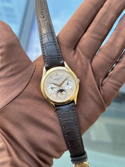 Patek Philippe Perpetual Calendar 1999, image 1 Patek Philippe Perpetual Calendar 1999, image 1