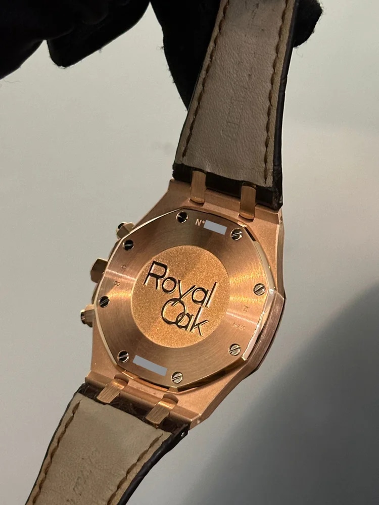 Audemars Piguet Royal Oak Chronograph, image 5 Audemars Piguet Royal Oak Chronograph, image 5