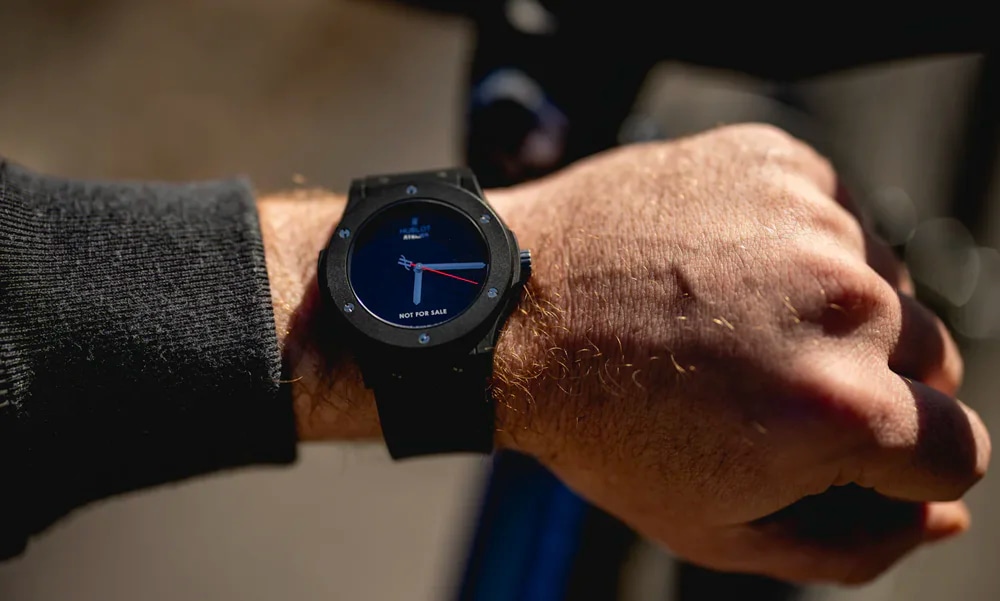 This one’s "Not For Sale": The Plastic Quartz Hublot | Chrono 10:10 This one’s "Not For Sale": The Plastic Quartz Hublot | Chrono 10:10