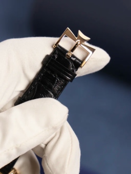 Vacheron Constantin Royal Eagle Tonneau Day Date Royal Eagle Malte, image 6 Vacheron Constantin Royal Eagle Tonneau Day Date Royal Eagle Malte, image 6