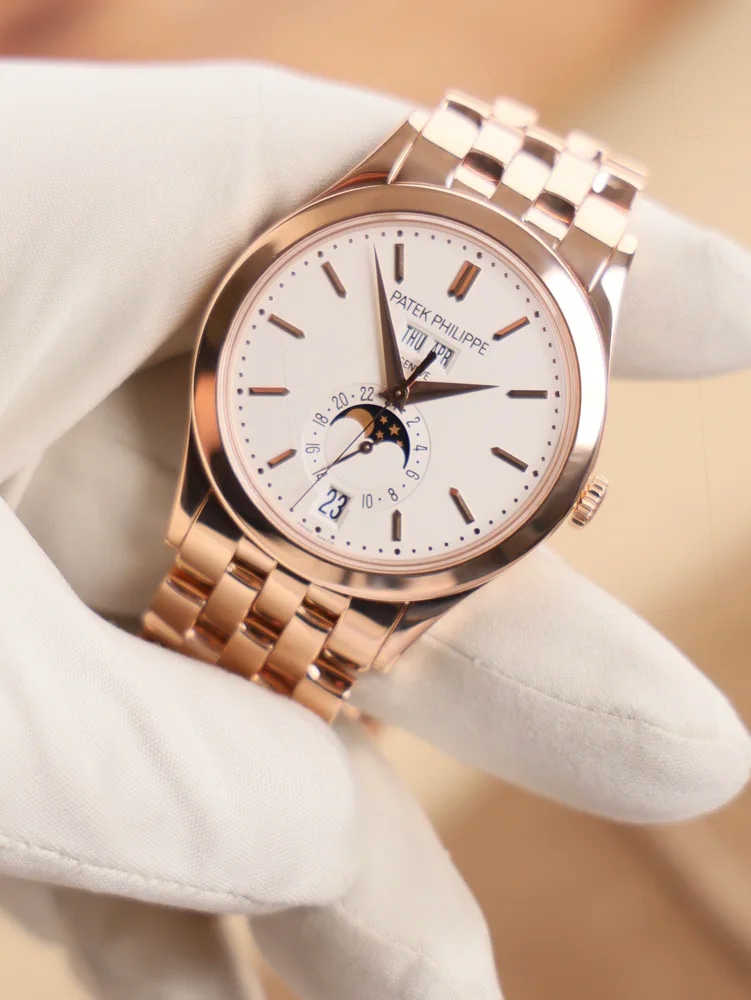 Patek Philippe Annual Calendar 5396/1R-010, image 1 Patek Philippe Annual Calendar 5396/1R-010, image 1