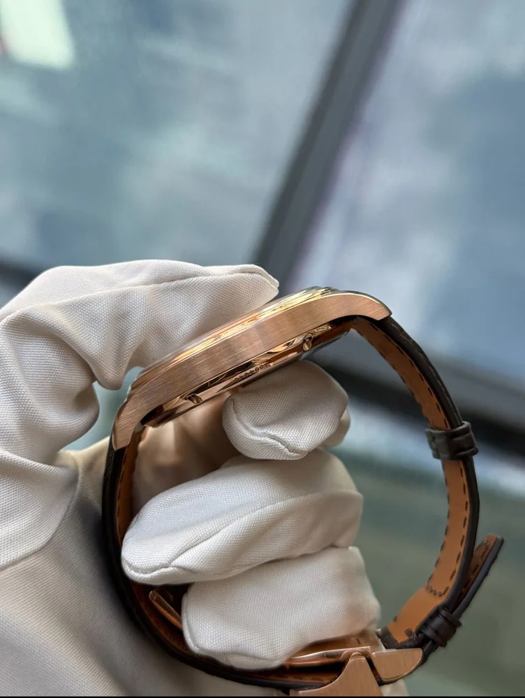 IWC Portuguese Tourbillon box and papers 2015, image 2 IWC Portuguese Tourbillon box and papers 2015, image 2