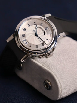 5817ST/12/5V8, image 2 5817ST/12/5V8, image 2