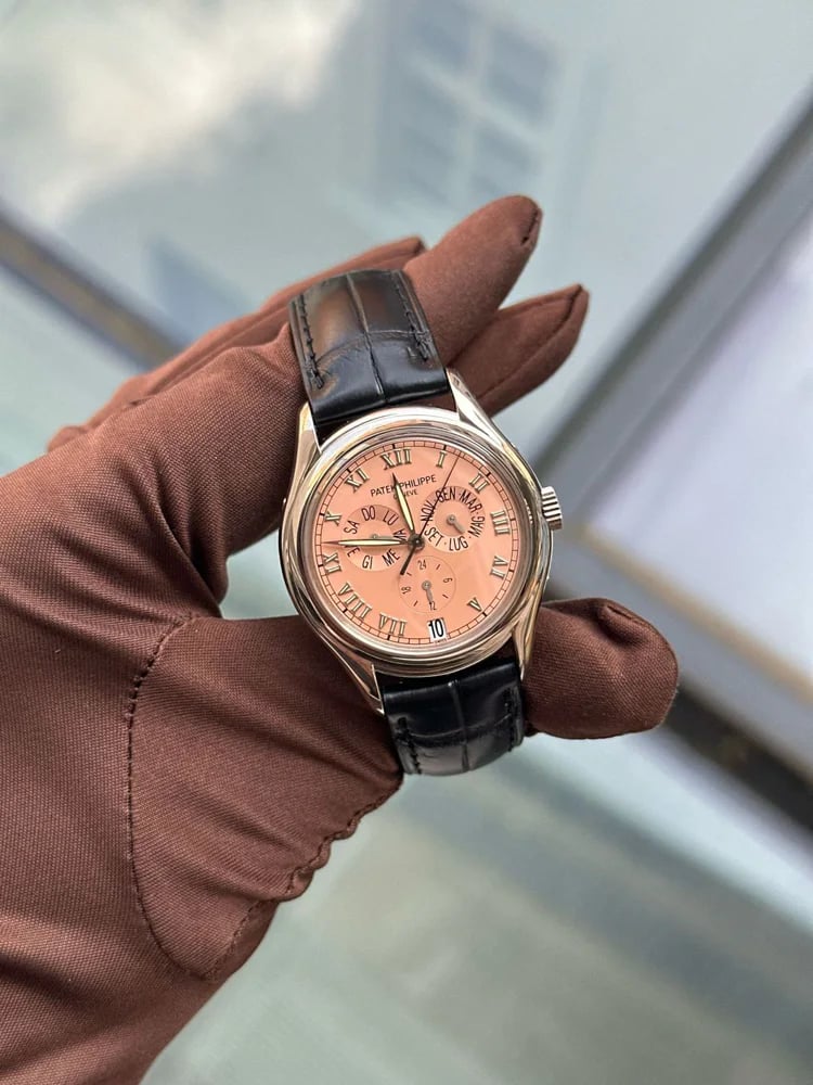 Patek Philippe Annual Calendar Salmon Dial with New Steel Calatrava clasp, image 1 Patek Philippe Annual Calendar Salmon Dial with New Steel Calatrava clasp, image 1